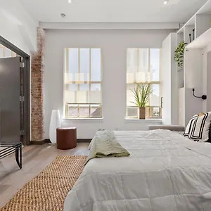 Downtown Cozy Apt/ewr/nyc/ame Dream Mall/prud Ctr Newark