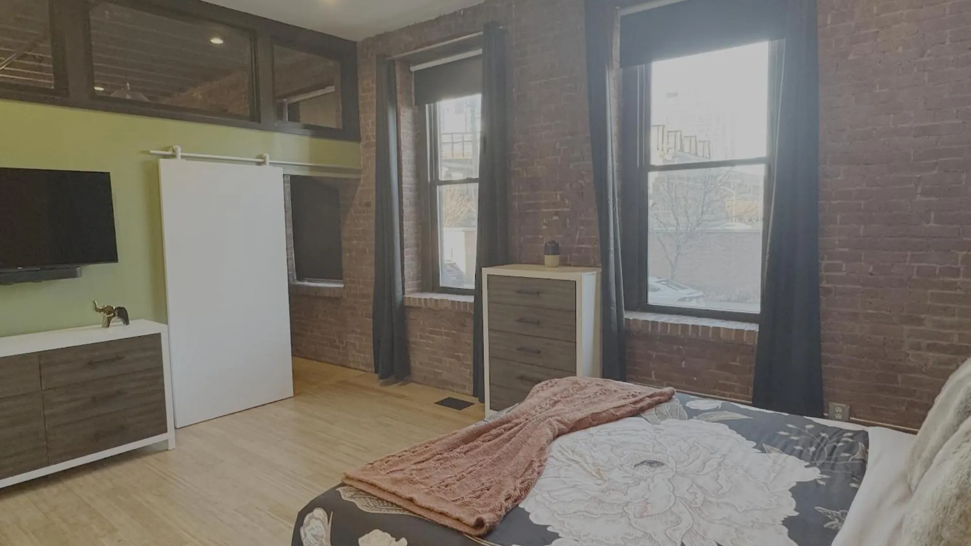 Brick City Loft Newark Holiday home